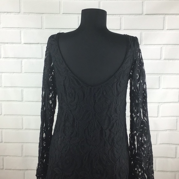 Floral lace overlay dress - Picture 4 of 6